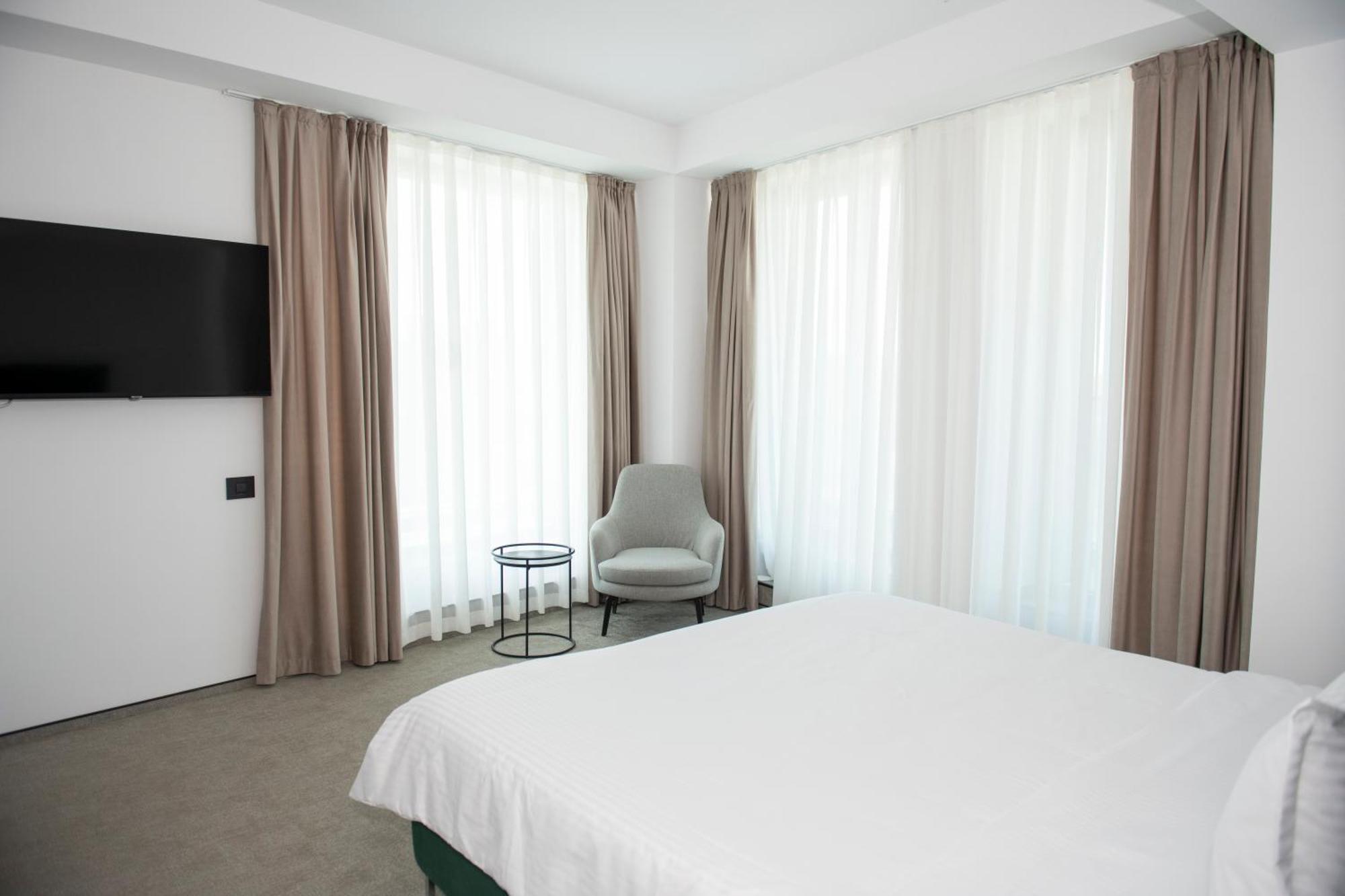 Cm111Apparthotel Bukarest Exteriör bild